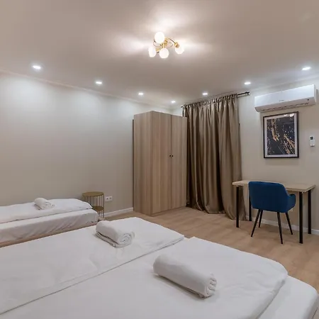 Апартаменты Luxury & Quiet Near Newyorkcafe *