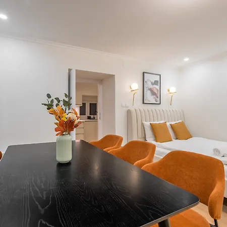 Luxury & Quiet Near Newyorkcafe شقة